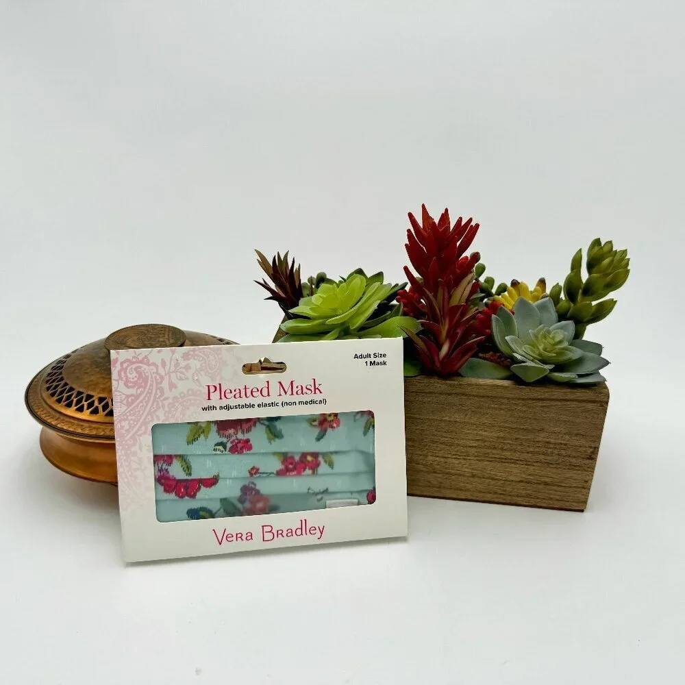 NWT Vera Bradley Cloth Mask - Water Bouquet Pattern